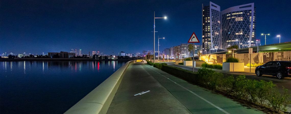 Al Maryah Island Promenade: Urban Walks with a View